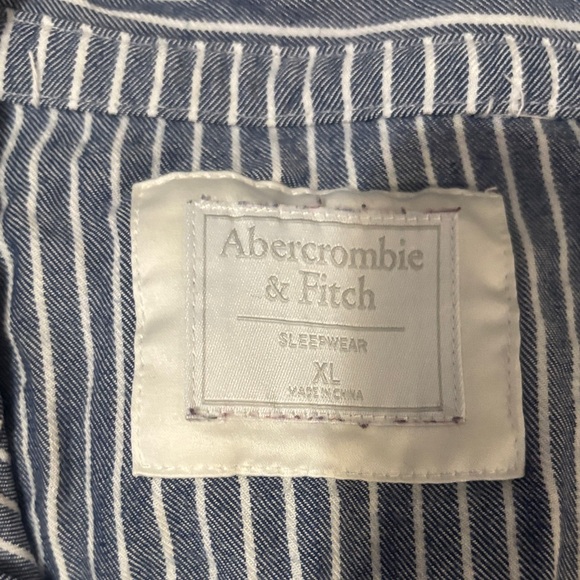 Abercrombie & Fitch Blue and White Striped Sleepwear - Picture 2 of 3
